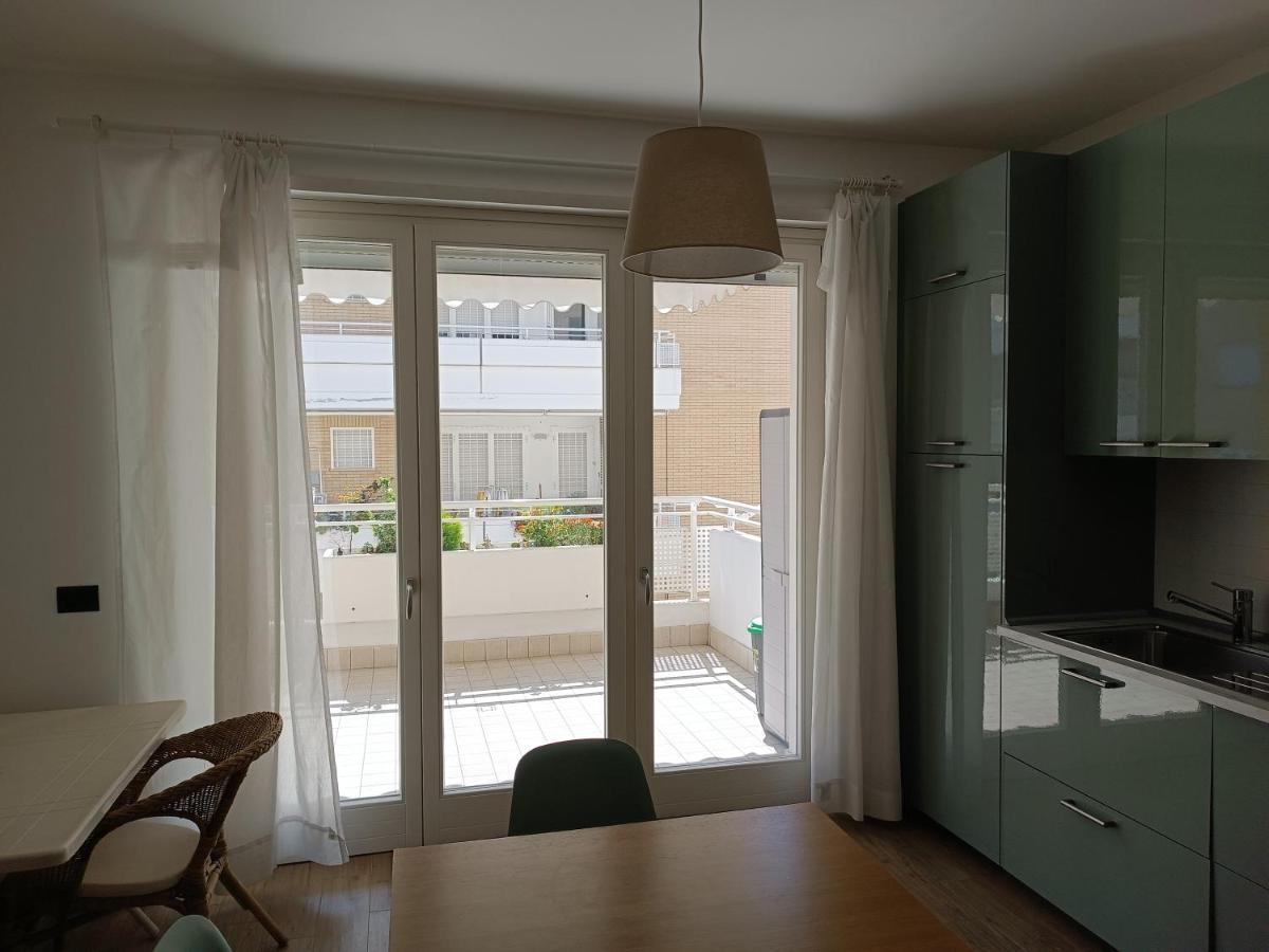 Appartamento Per 4, Metro B Monti Tiburtini, Ac, Wi-Fi Řím Exteriér fotografie